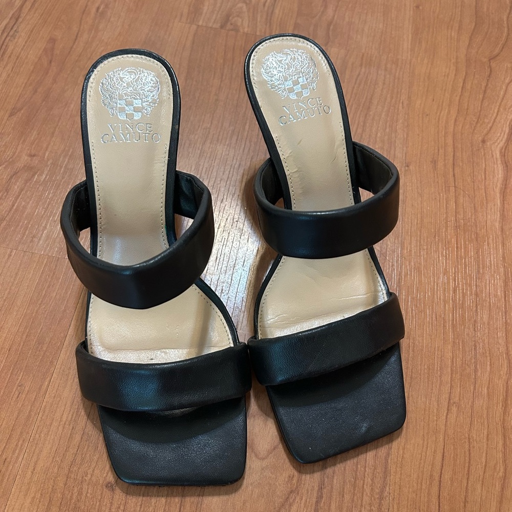 Vince Camuto Black heels with Square Toe and Small/Medium Heel